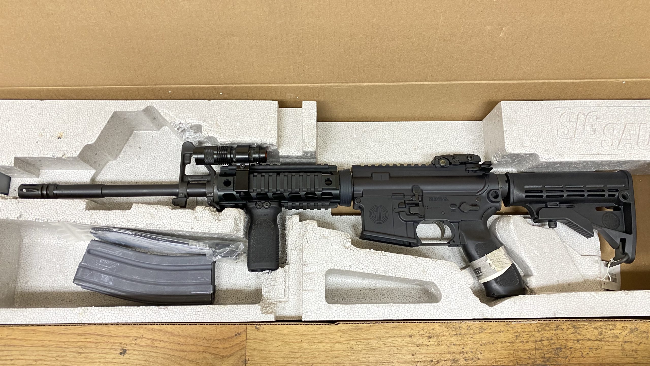 Used Sig M400 SWAT 5.56 16" 30 rd - excellent! RM400-16B-S