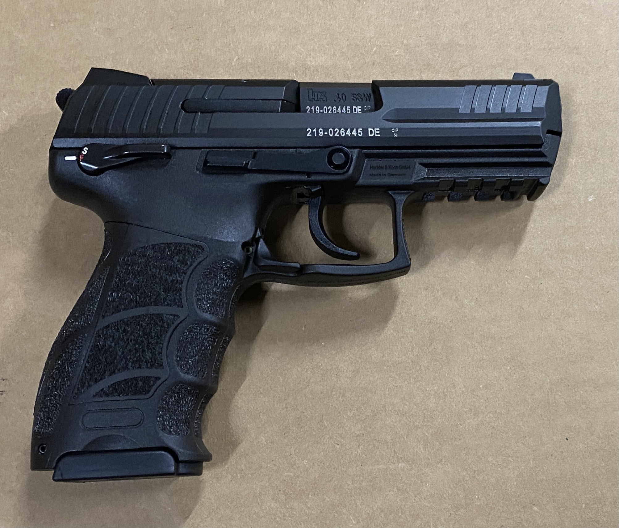 Heckler & Koch HK P30S V3 40 S&W 2- 13 Round Magazines 81000127
