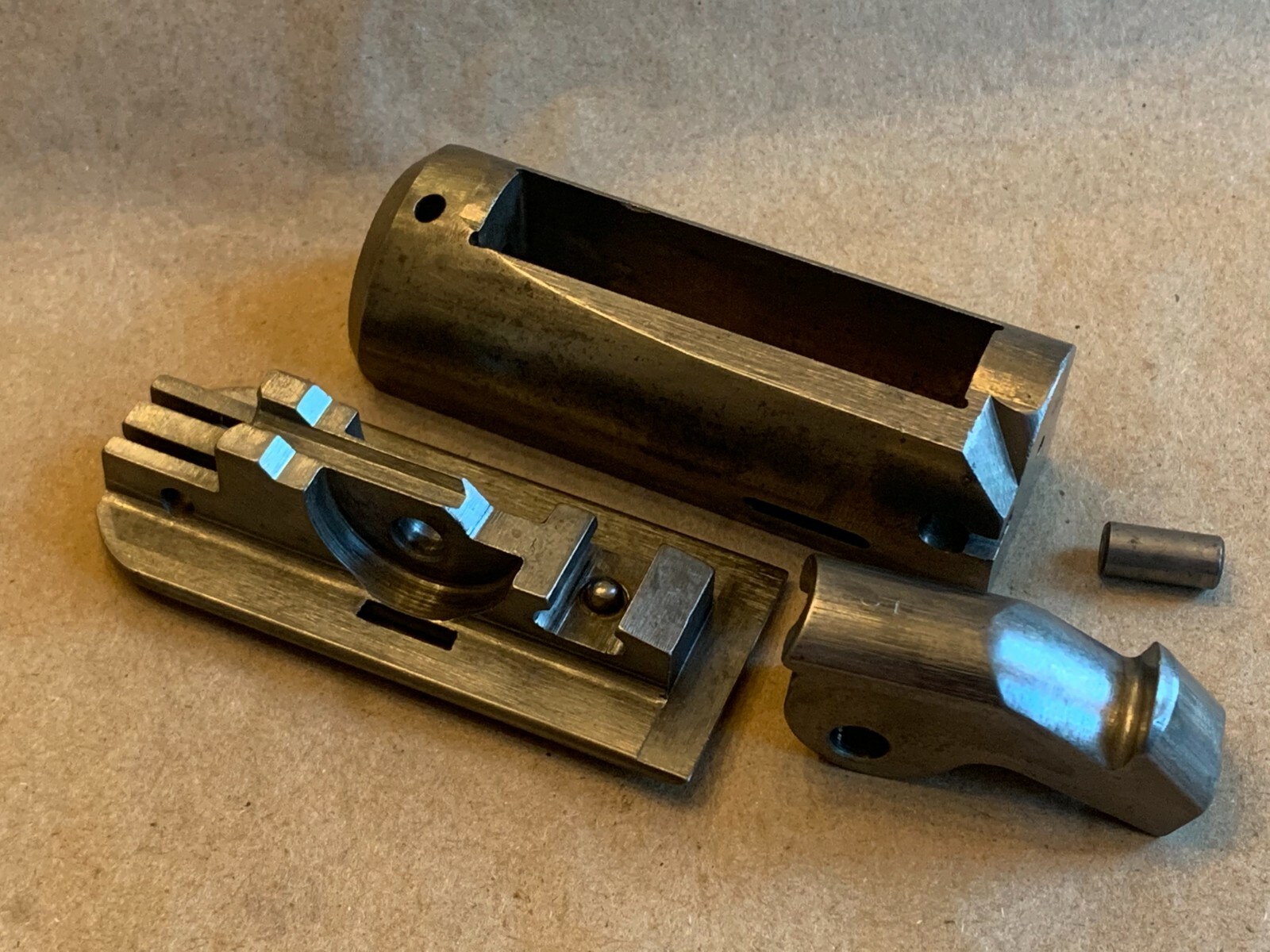 REMINGTON 11-48, SPT 48 Breech Block / Bolt with Locking Block & Slide – No Feet