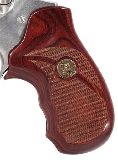PACHMAYR LAMINATED WOOD GRIPS RUGER SP101 ROSEWOOD CHECKERED 63060